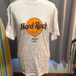 Hard Rock Cafe White T-Shirt collectors T-shirt from Guam NWOT